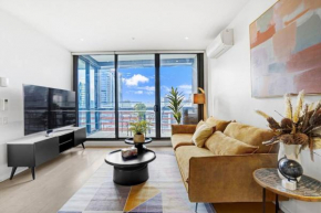 Waterfront 1BR Docklands Apt CollinsSt FreeParking#8314